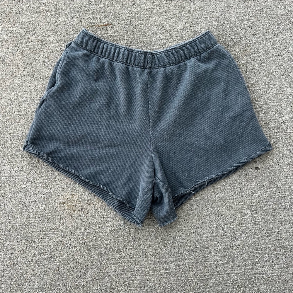 Women’s ashy gray Aerie lounge shorts